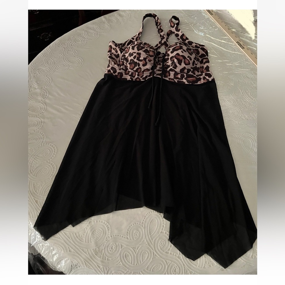 LEOPARD PRINT BUST RUCHED NECKLINE OVER SHEER BLACK LONG TANKINI SIZE 14